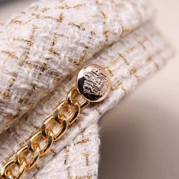 Plaid Tweed Flat Top Newsboy Cap with Chain. - Picture 3 of 3